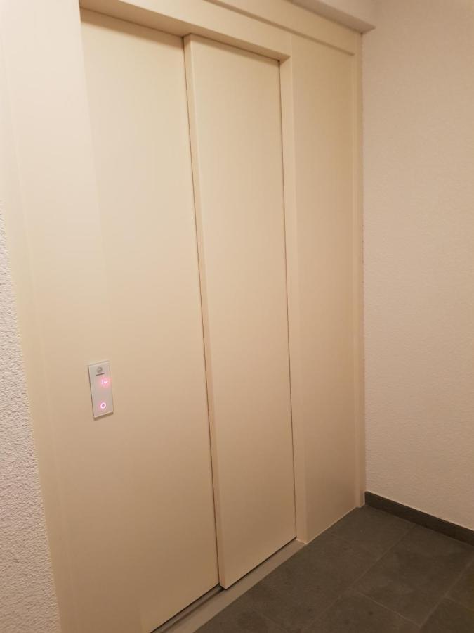 Koksijde Zeedijk La Digue 102 Appartement Met Garage - Lateraal Zeezicht Luaran gambar