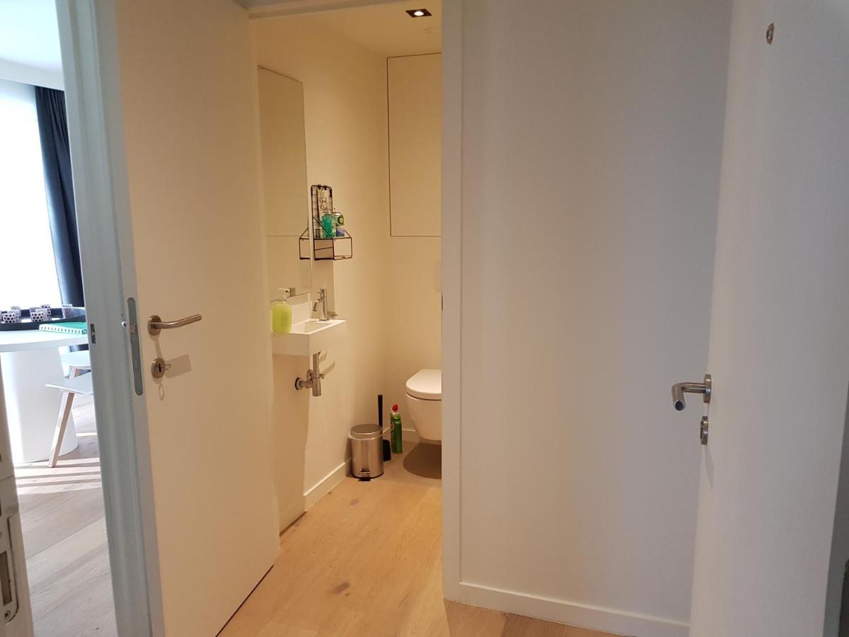 Koksijde Zeedijk La Digue 102 Appartement Met Garage - Lateraal Zeezicht Luaran gambar