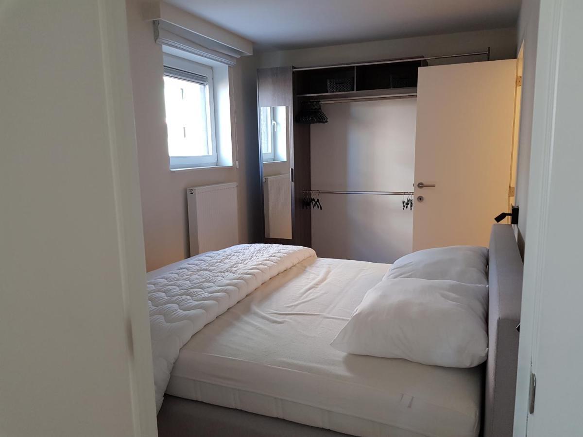 Koksijde Zeedijk La Digue 102 Appartement Met Garage - Lateraal Zeezicht Luaran gambar